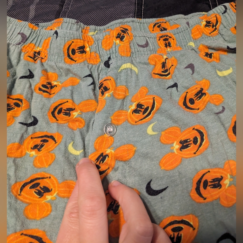 Disney Halloween Mickey Mouse Jack O Lantern Cropped Pajama Bottoms sz S - Picture 3 of 8